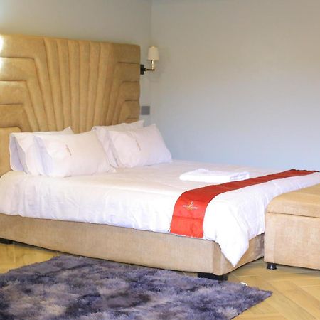 Golden Suites Hotel Entebbe Zewnętrze zdjęcie