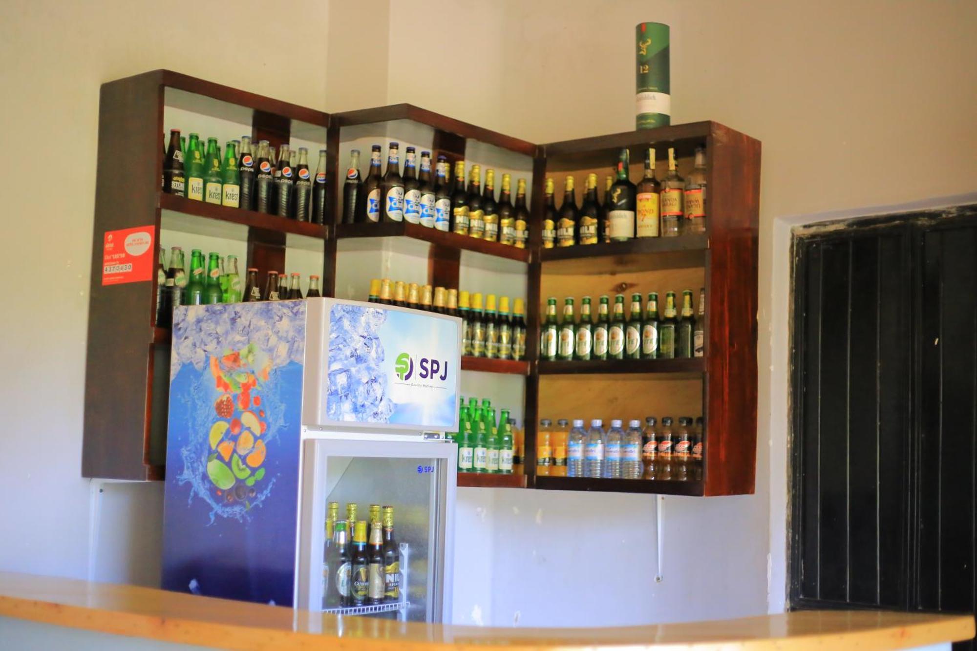 Golden Suites Hotel Entebbe Zewnętrze zdjęcie